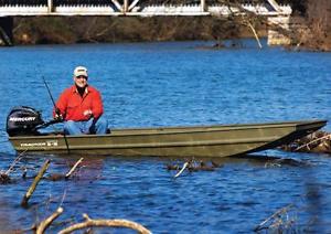 TRACKER Topper 1542 Riveted Jon Boat