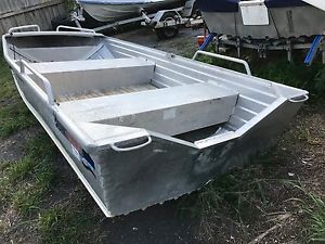 3.5M V Nose Punt Quintrex Explora, All Rego And Ready For Use!