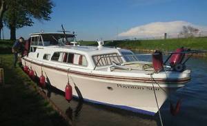River Cabin Cruiser Boat RLM 31 like project 31