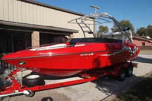 2007 Crownline 23SS