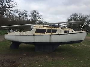 21ft Sailing Boat - Thought to be a Westerley