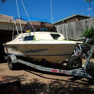 Haines Hunter (FULLY SETUP fishing/Family boat)