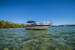 1985 Chris Craft 281 Catalina