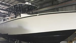 2015 Contender STEP HULL with T