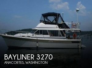 1983 Bayliner 3270