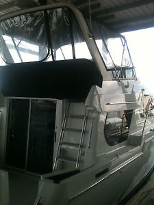 2001 Carver Boats 374 Voyager