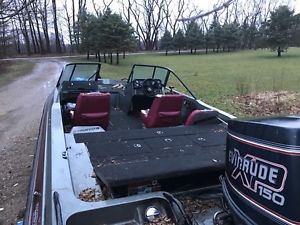 1990 Strattos fishing boat