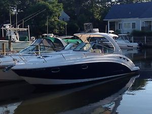 2010 Chaparral 310 Signature Series