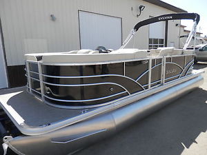 New Mirage 822 LZ pontoon