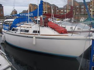 Jaguar 25 Sailing Boat / Yacht - Bilge Keel - on the hard at Portsmouth