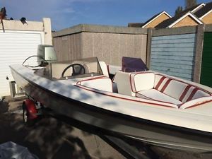 Bayliner Bowrider 18ft Speedboat. "NO RESERVE"