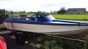 Brilliant First-Time Speedboat