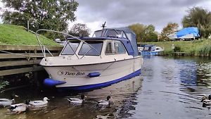 boat cabin cruiser