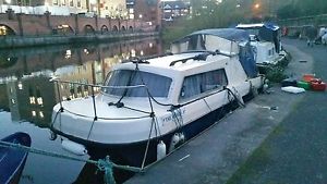 Dawncraft Dandy 2-4 Birth GRP River Canal Cruiser 1970s