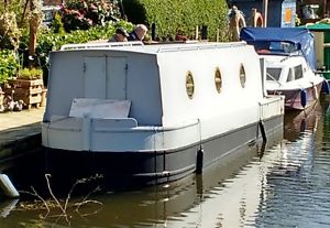 25ft Narrowboat Sail away 2016 Shell with New Beta 20hp engine