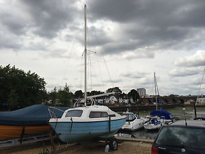 Pedro 17 : Trailer sailer, Day Boat, Fishing Boat : 2-4 Birth