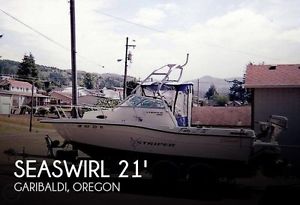 1999 Seaswirl Striper 2100 WA Used