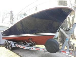 2000 True World Marine
