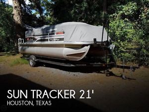 2015 Sun Tracker 20 DLX PARTY BARGE
