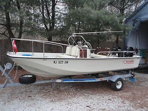BOSTON WHALER MONTAUK ORIGINAL EQUIPMENT 