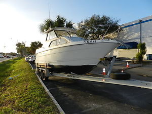 2005 BAYLINER CLASSIC 242 CRUISER BOAT