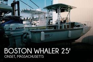 1985 Boston Whaler Outrage 25 Cuddy