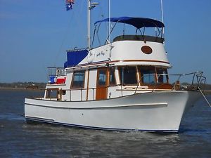 1976 Marine Trader Double Cabin