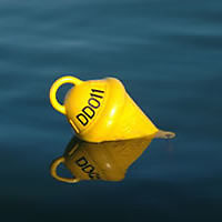 Swing mooring apparatus & 2 tonne block in excellent condition ready to use
