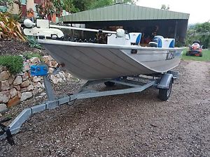 boat 4.6 STESSCO KAKADU KARRIER
