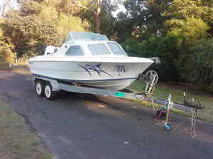 stejcraft 17ft half cab in melbourne