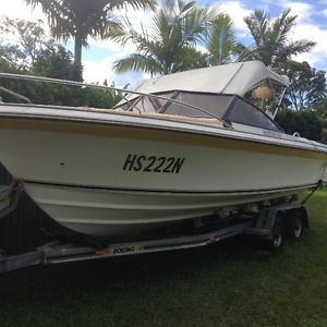 Bowrider Boat