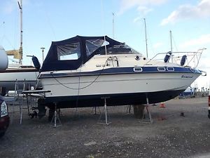 27ft Family cabin cruiser