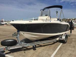 2015 Robalo