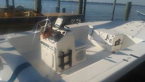 2004 Carolina Skiff sea chaser 200