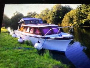 Cabin Cruiser