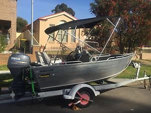 aluminium fishing boat , Makocraft 4.2m tinny ,  30hp Yamaha motor