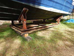 Boat cruiser project storage cradle