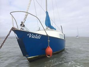 Mirror Offshore Sailer/Trailer - 1970's.