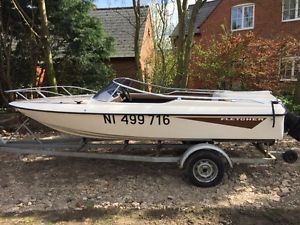 Fletcher Arrowsport 150 speedboat