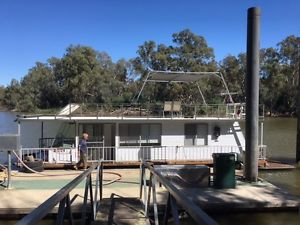 HOUSE BOAT AND MOORING PACKAGE .