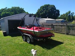 ski boat 350 chev 2009 super track