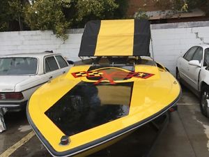 tahiti boat
