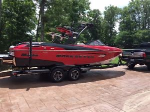 2015 Malibu Wakesetter LSV 23