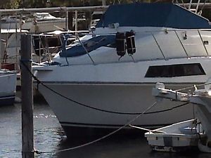 1987 Carver Boats