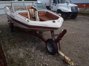 1983 RINKER WEDGE