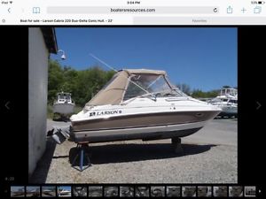 2006 Larson Cabrio Cuddy 220