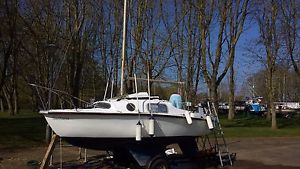 leisure 17 sailing boat