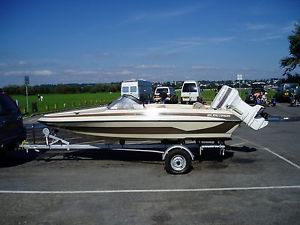 14 ft Glastron speed boat