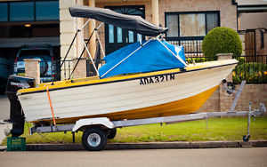 Yaltacraft 4.5 Fiberglass Boat