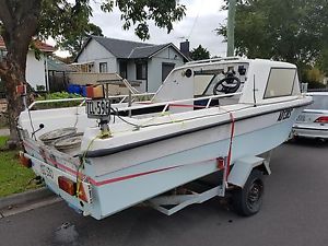 Fiberglass 18ft large boat .....ready to go.. as is Frank 0414 344 969